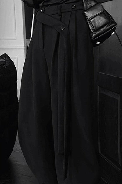 Relaxed Fluid Ribbon Curved Pants