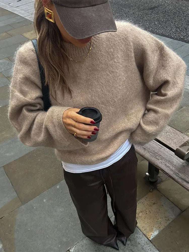 Oriana® | Elegant O-neck sweater for women