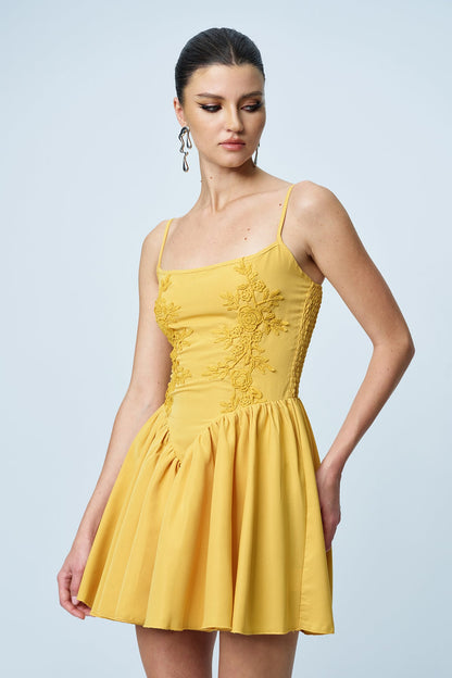 Ann Spaghetti Ruch Flower Mini Dress