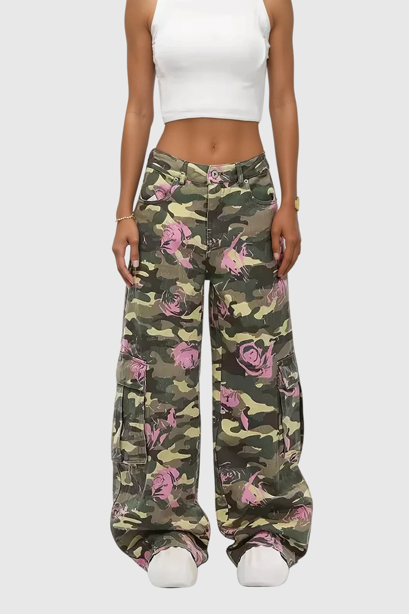 Arawn Camouflage Print Cargo Pants in Pink