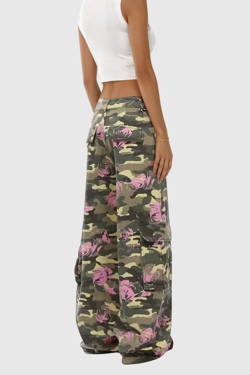 Arawn Camouflage Print Cargo Pants in Pink