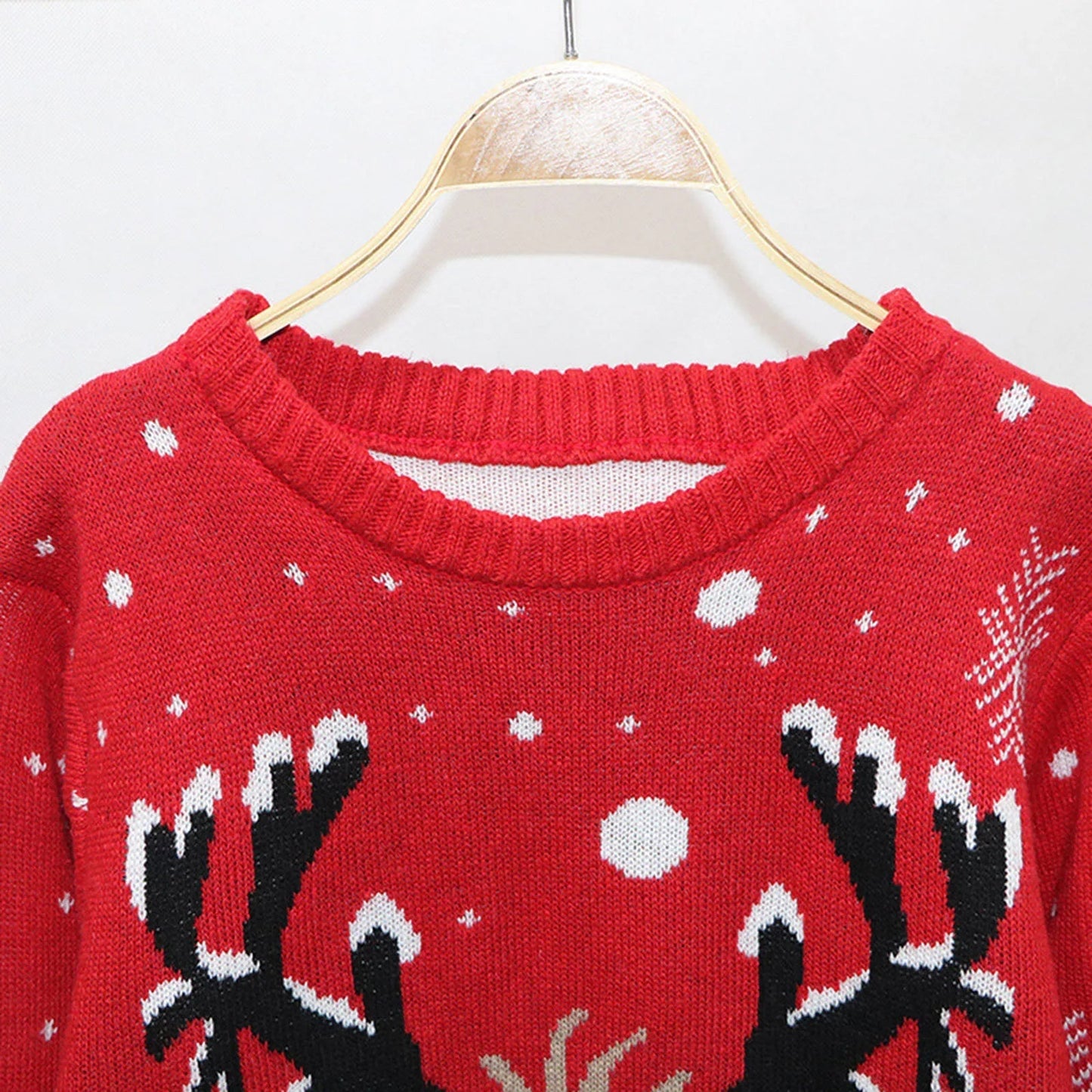 Christmas Sweater With Cartoon Reindeer Print and Fur Collar