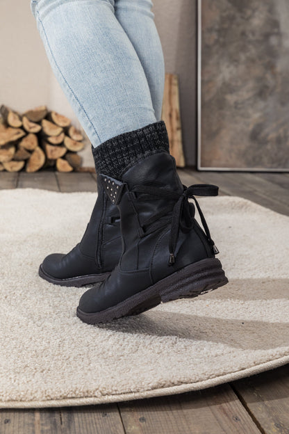 En Bloom | Black Ruched Back Tie-accent Flat Comfy Combat Boots