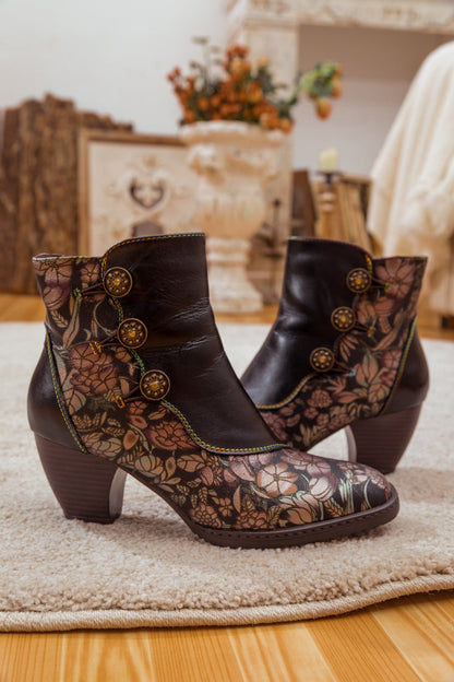 Soffia | Button-accent Black Leather Ankle Boot