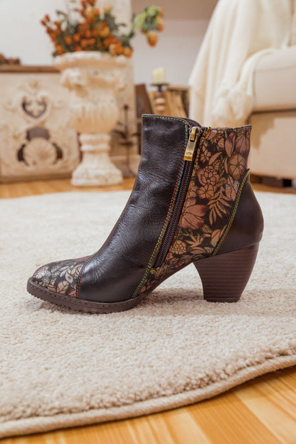 Soffia | Button-accent Black Leather Ankle Boot