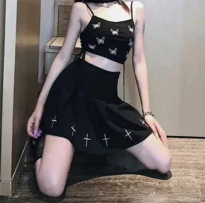 Black High Waist Pleated Gothic Cross Print Skirt