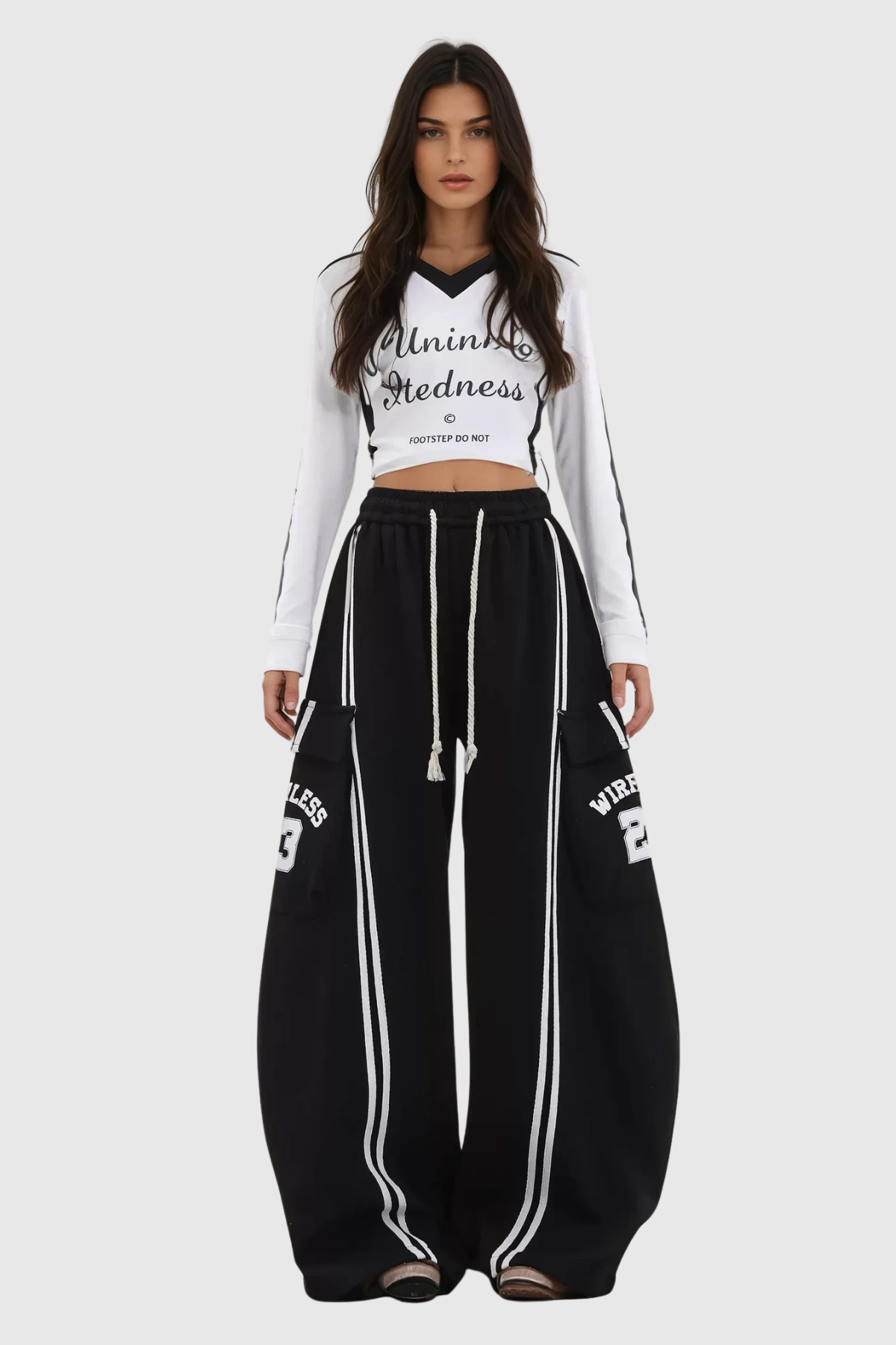 Blodwen Stripe Wide Leg Pants in Black