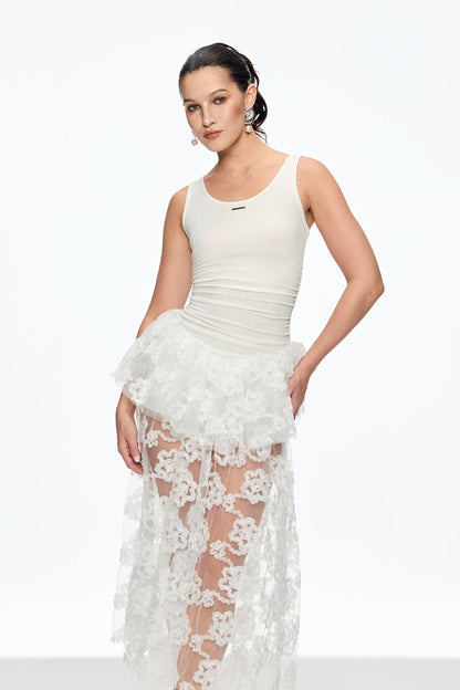 Calbhach Sleeveless Lace Midi Dress