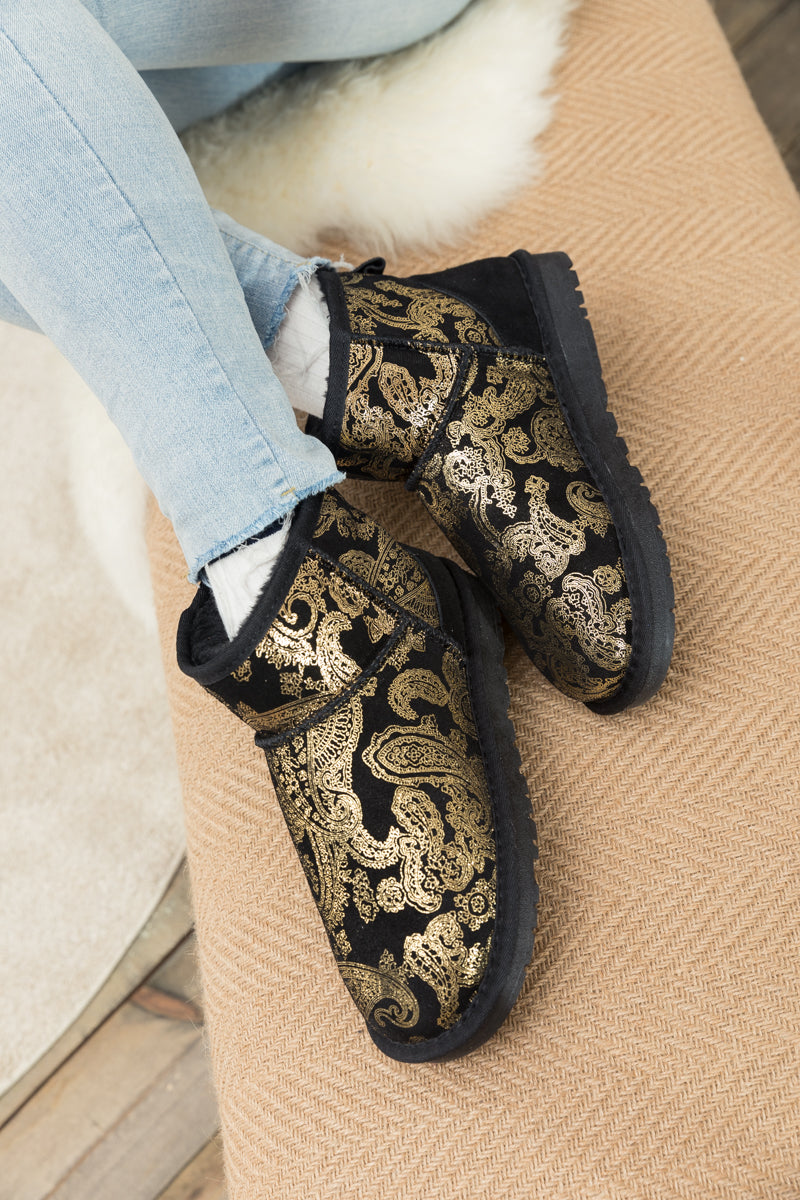 Embroidered Faux Fur-lined Leather Suede Boot