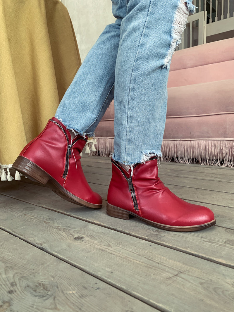 En Bloom | Red Side Zip Ruched Ankle Boot