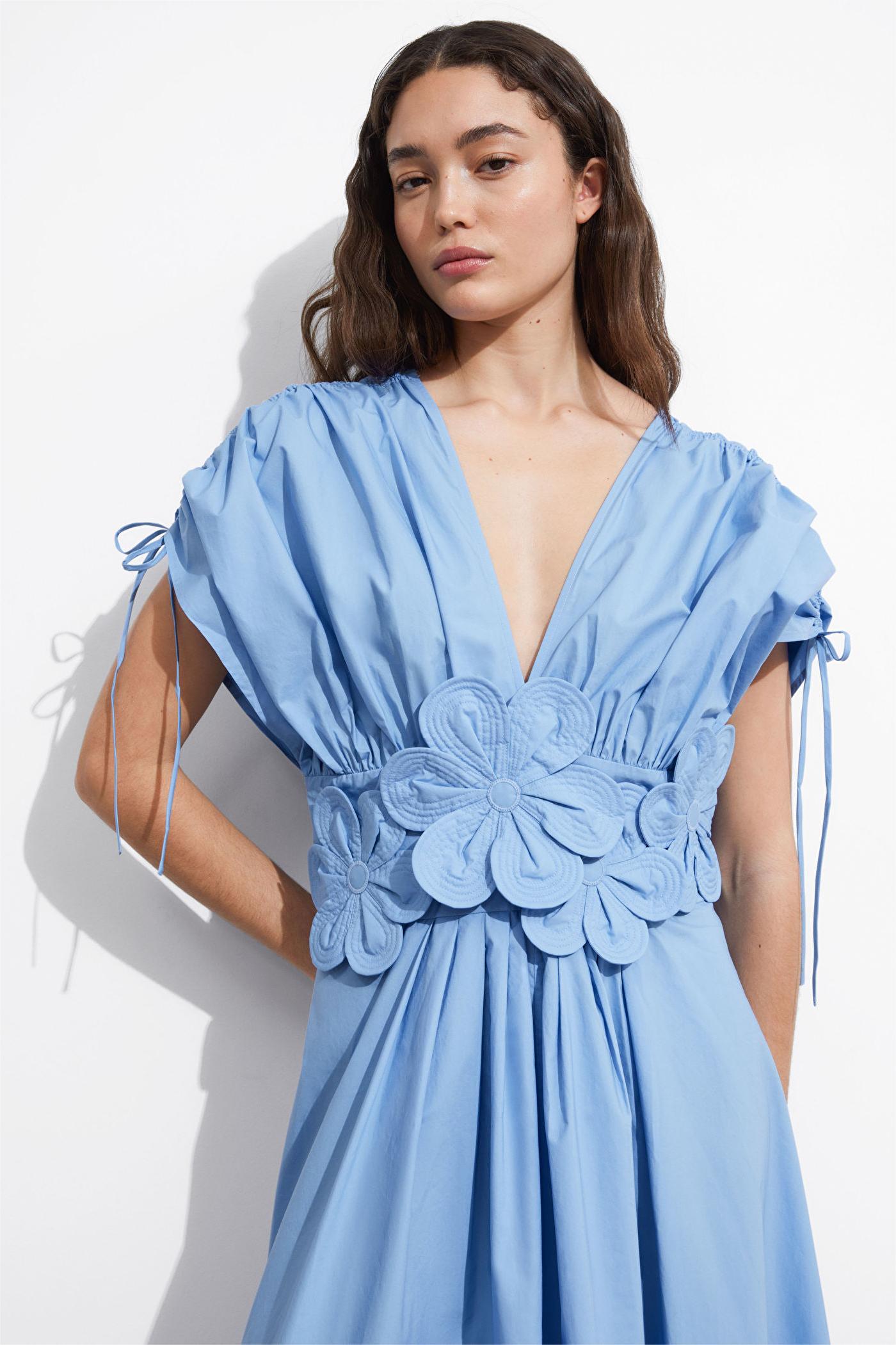 3d V-neck Lace Up Midi Dress