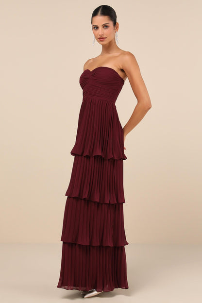 Off-shoulder Pleat Tiered Maxi Dress