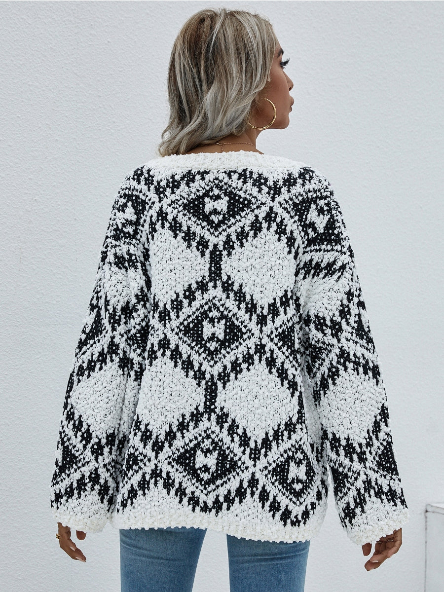 | Geometric Pattern Ripped Side Hem Sweater - Cream