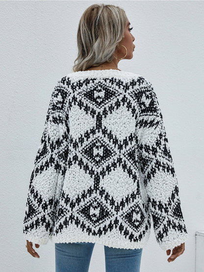 | Geometric Pattern Ripped Side Hem Sweater - Cream