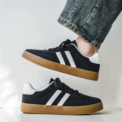 Retro German Lace-up Lightweight Comfortable Sports Flat Skateboard