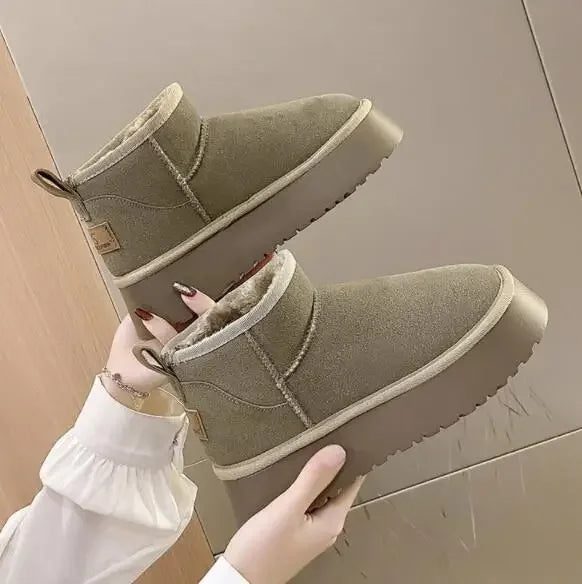New Winter Short Plush Warm Snow Boots Flats Shoes Suede Fur Chelsea Ankle Boots Platform Shoes Botas Mujer