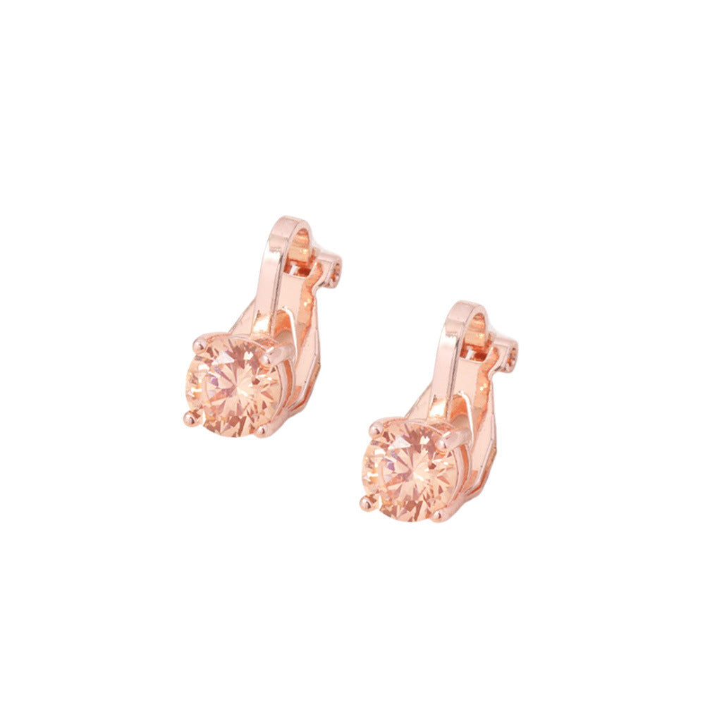 Classic Gold Earring with Timeless Appeal