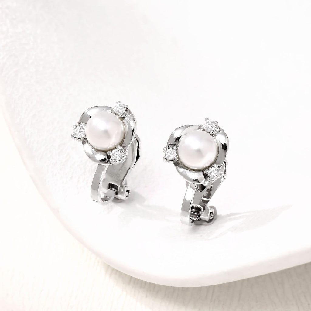 Romantic Pearl Earring for Special Moments
