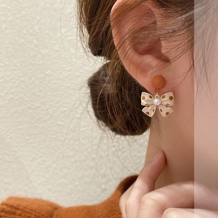 Stunning Earring for Daily Wear