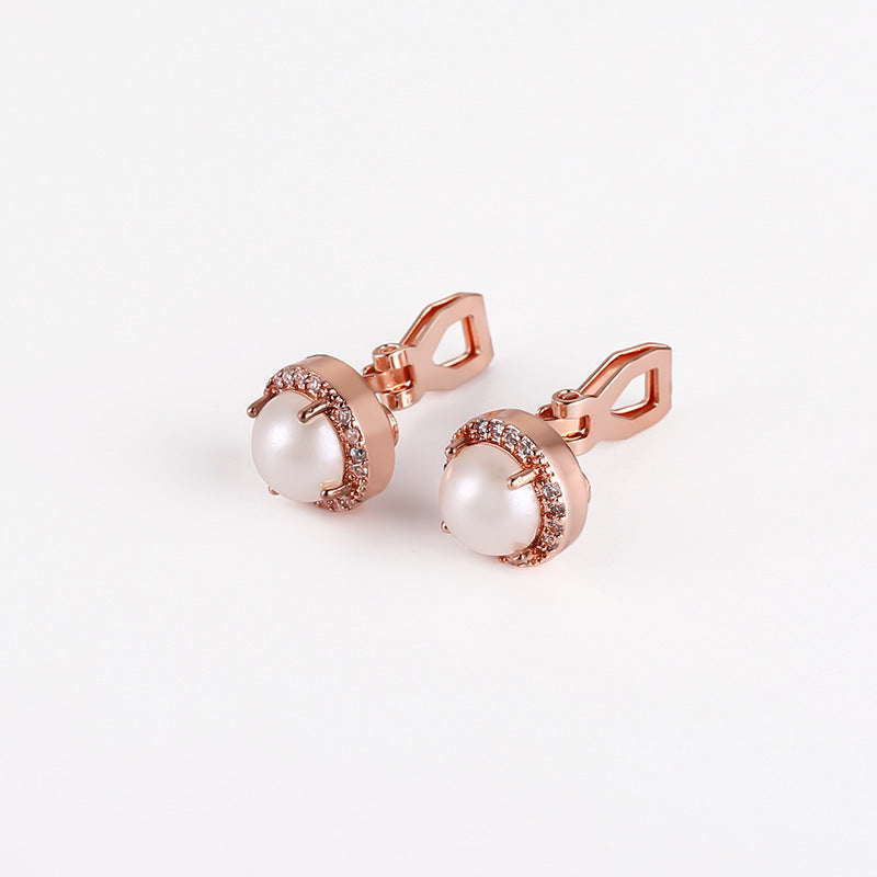 Beautiful Pearl Earring with Unique Style