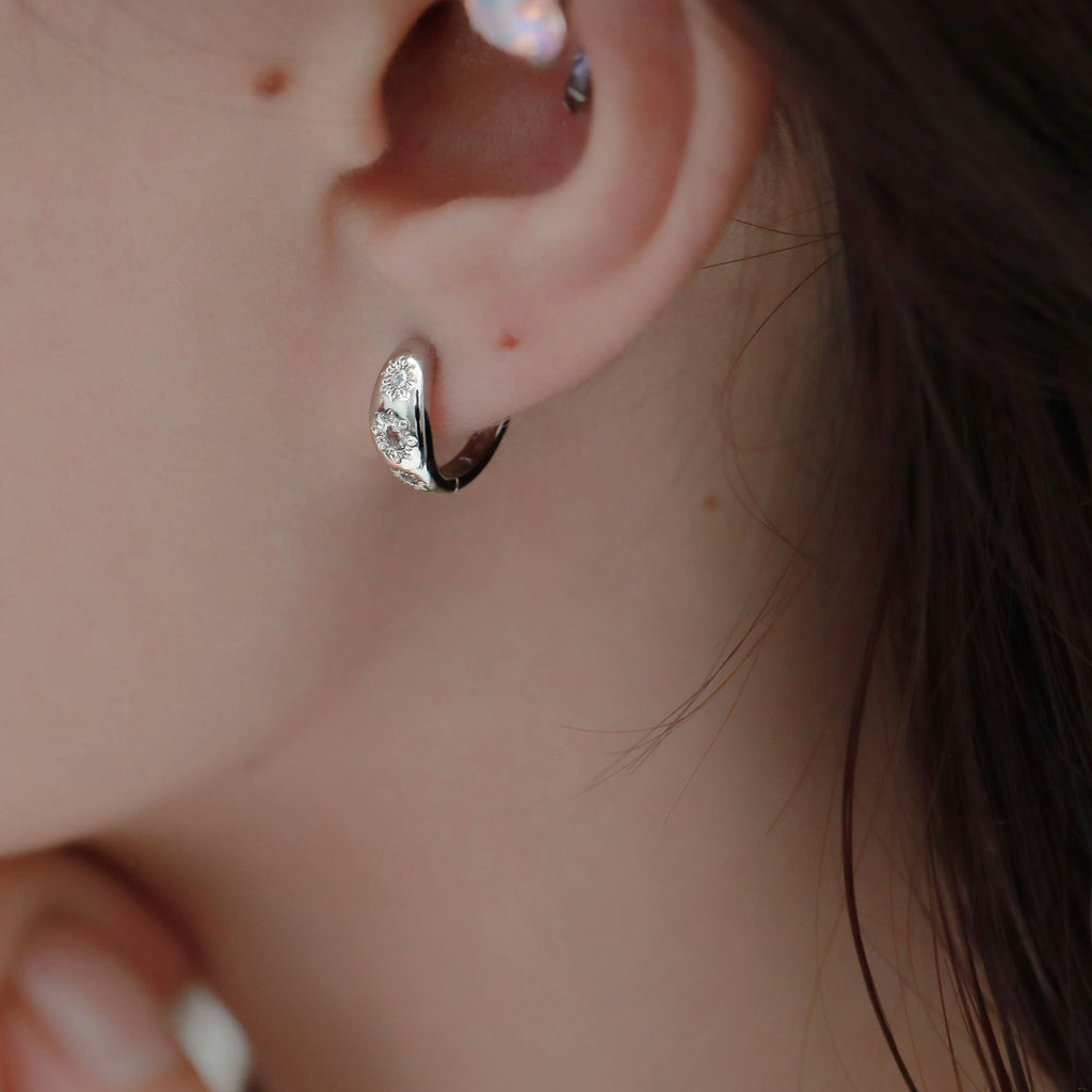 Charming Piece for Any Occasion