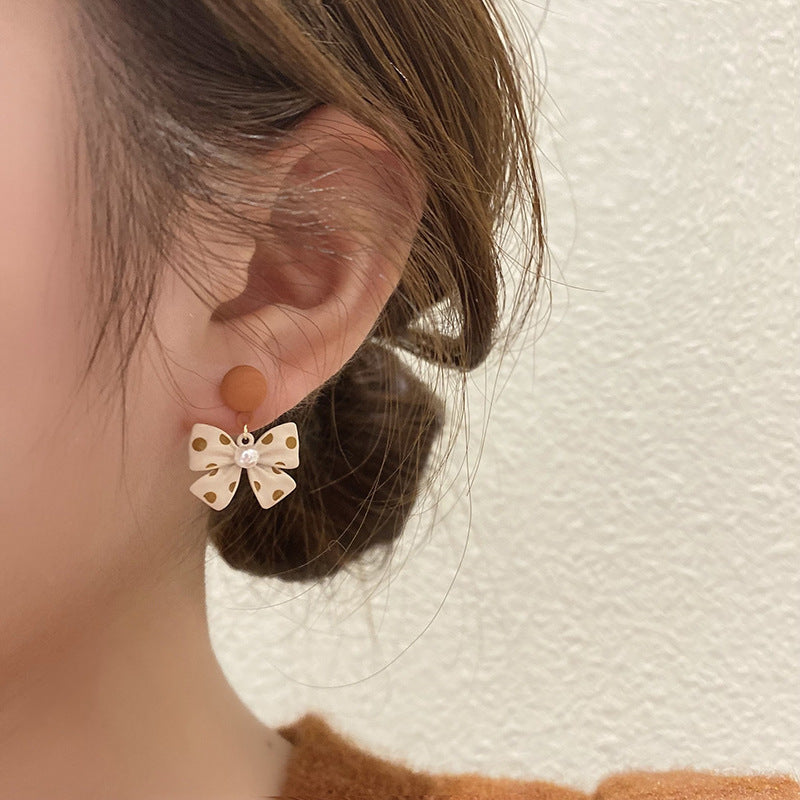 Stunning Earring for Daily Wear