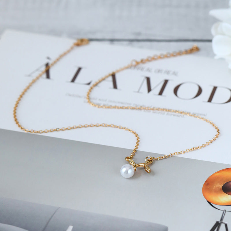 Classic Pearl Necklace with Timeless Appeal
