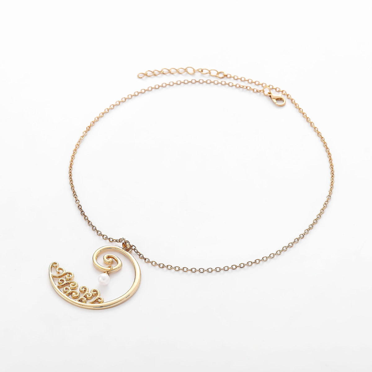 Beautiful Gold Necklace with Unique Style