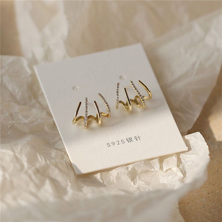Classic Earring with Timeless Appeal