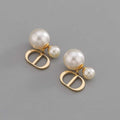 Classic Pearl Earring with Timeless Appeal