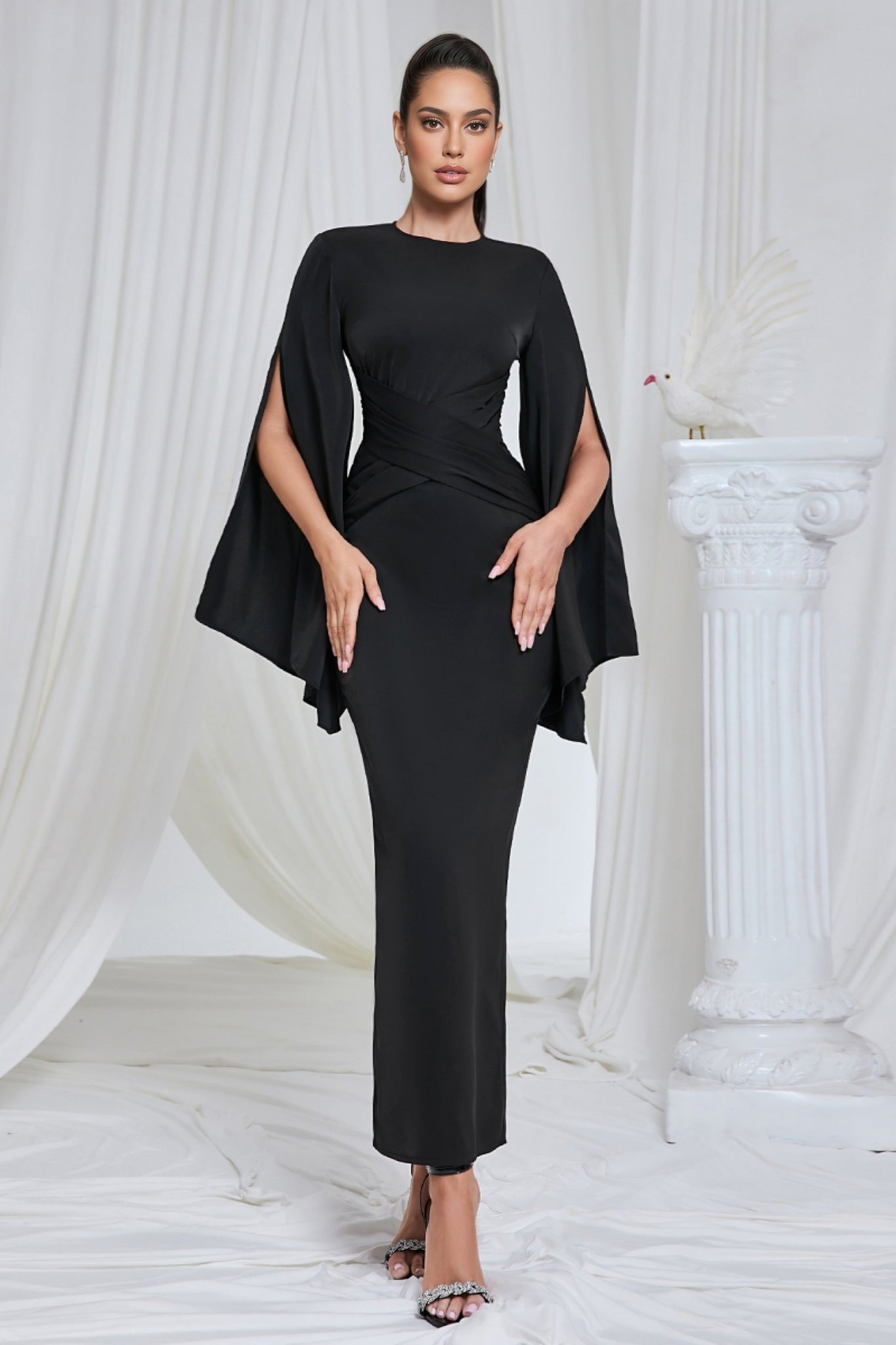 Nali Black Round Neck Maxi Dress