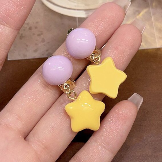Charming Earring for Any Occasion