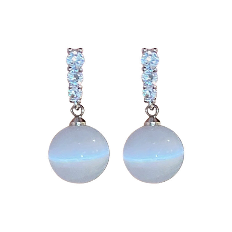 Charming Piece for Any Occasion