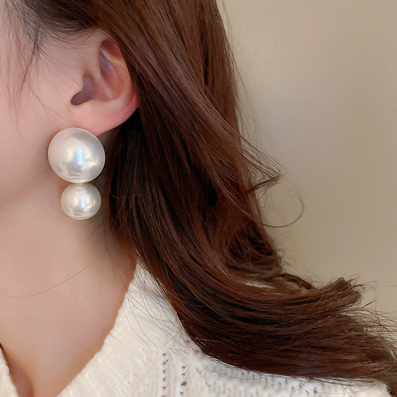 Stunning Pearl Earring for Daily Wear