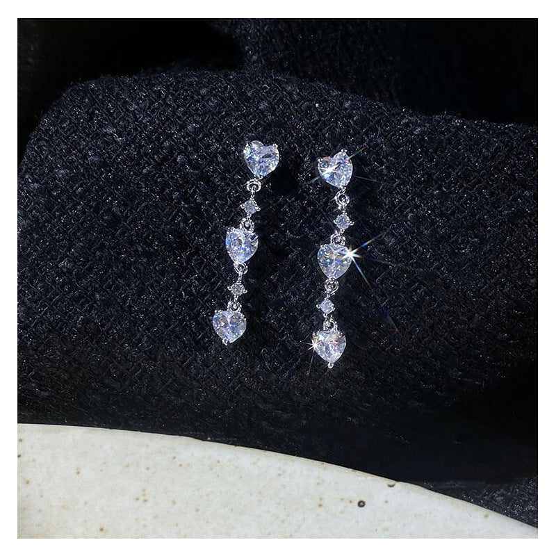 Stunning Silver Earring for Daily Wear