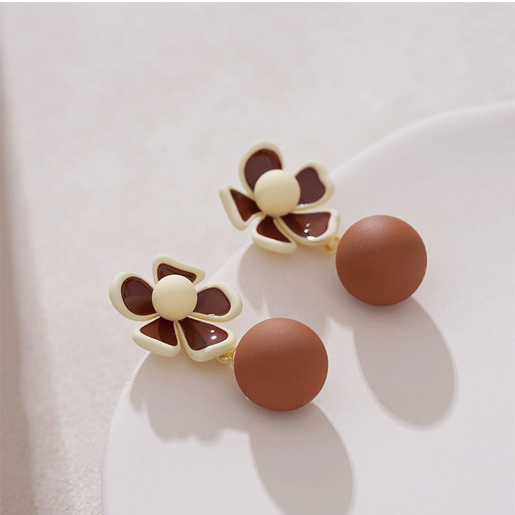 Romantic Earring for Special Moments