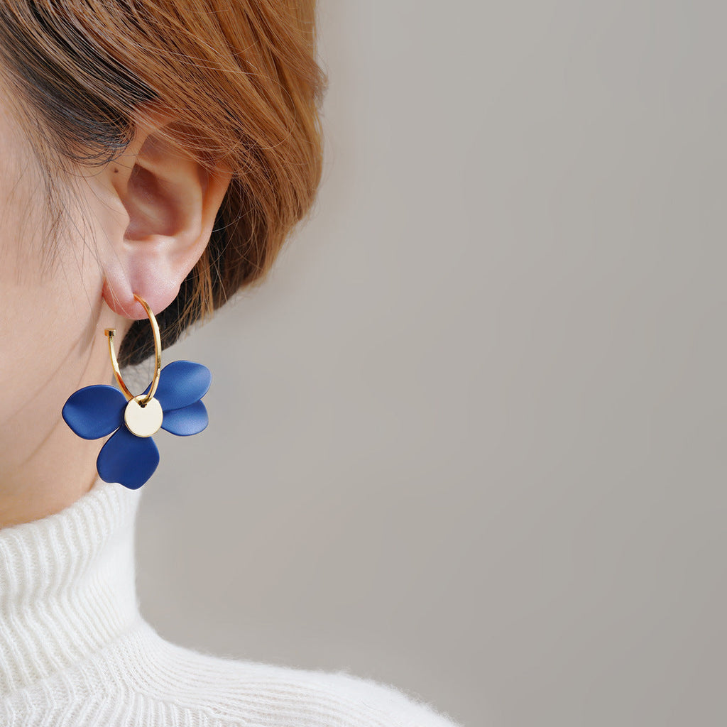 Classic Earring with Timeless Appeal