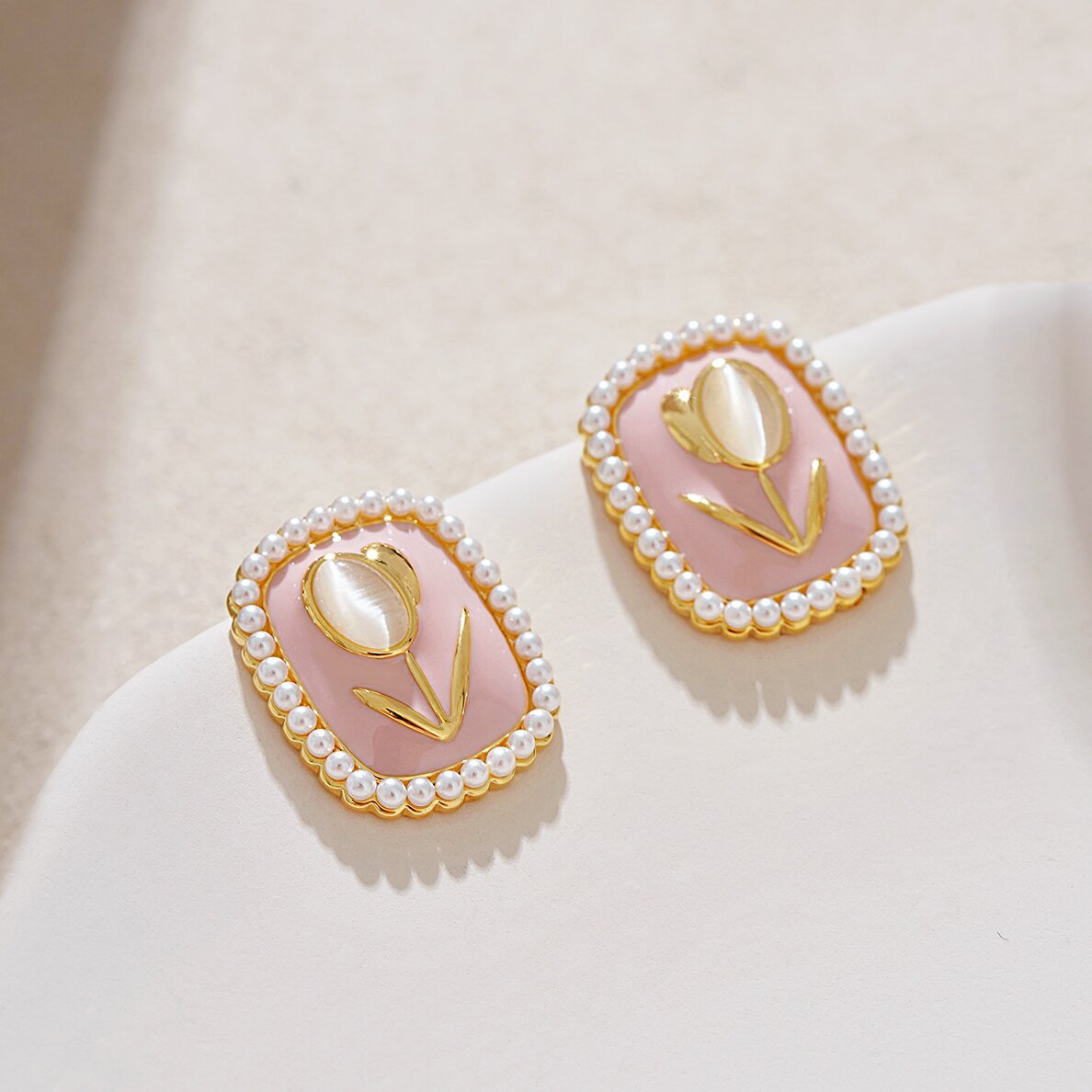 Stunning Earring for Daily Wear