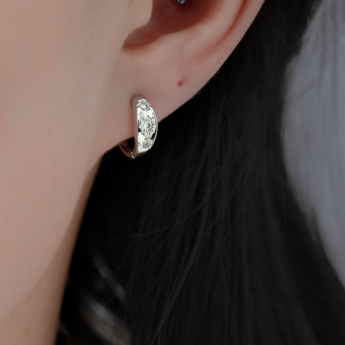 Charming Piece for Any Occasion