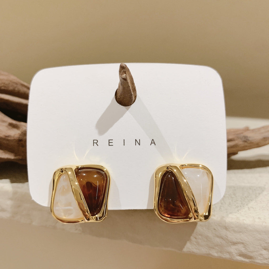 Elegant Earring for Every Occasion