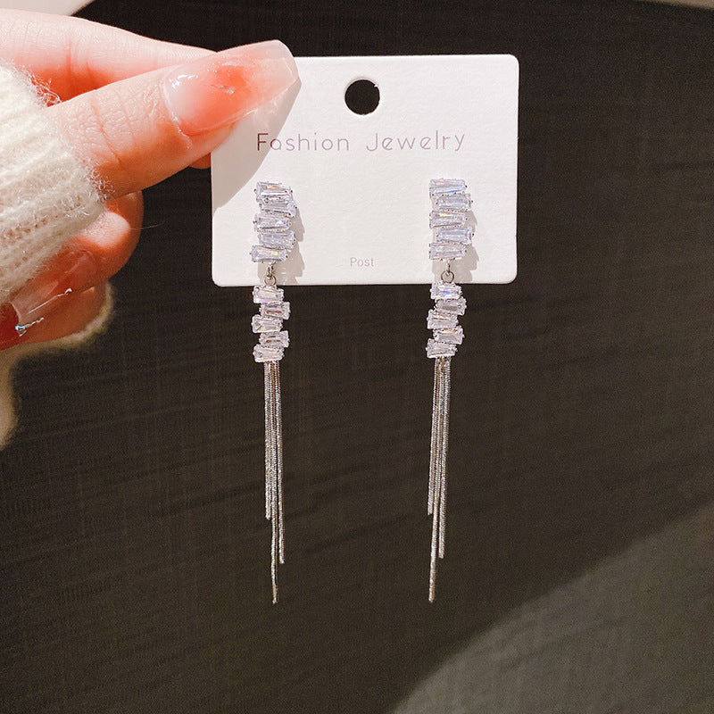 Elegant Earring for Every Occasion