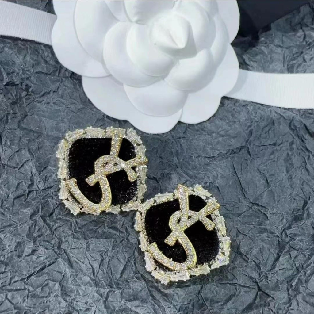 Vintage Handmade Earring