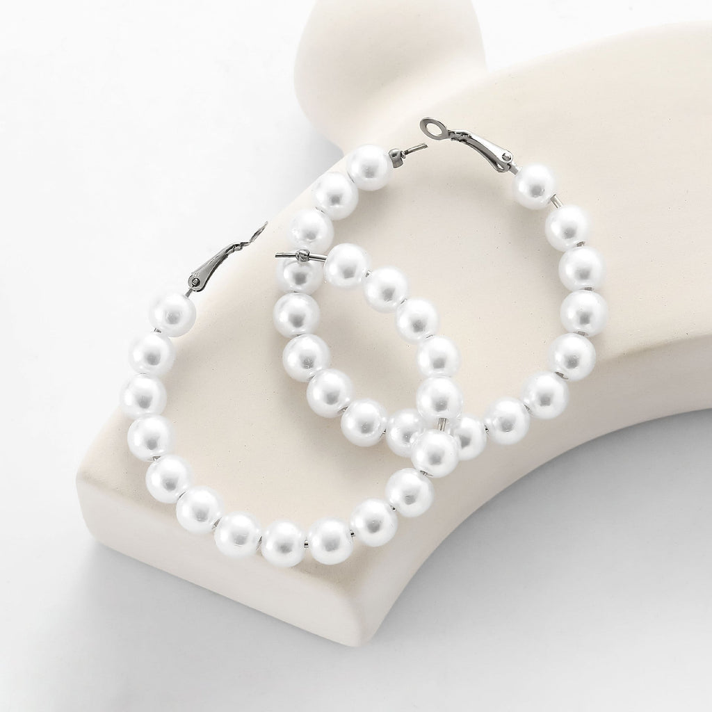 Romantic Pearl Earring for Special Moments