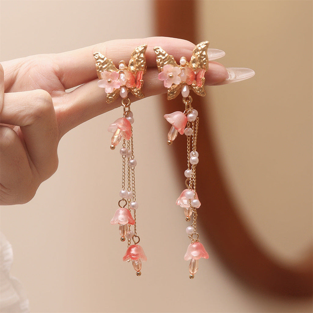 Charming Earring for Any Occasion