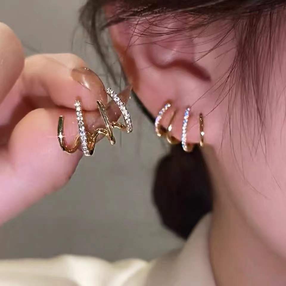 Classic Earring with Timeless Appeal