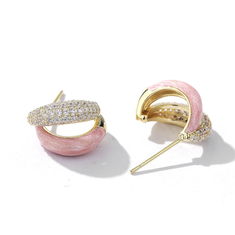 Charming Earring for Any Occasion