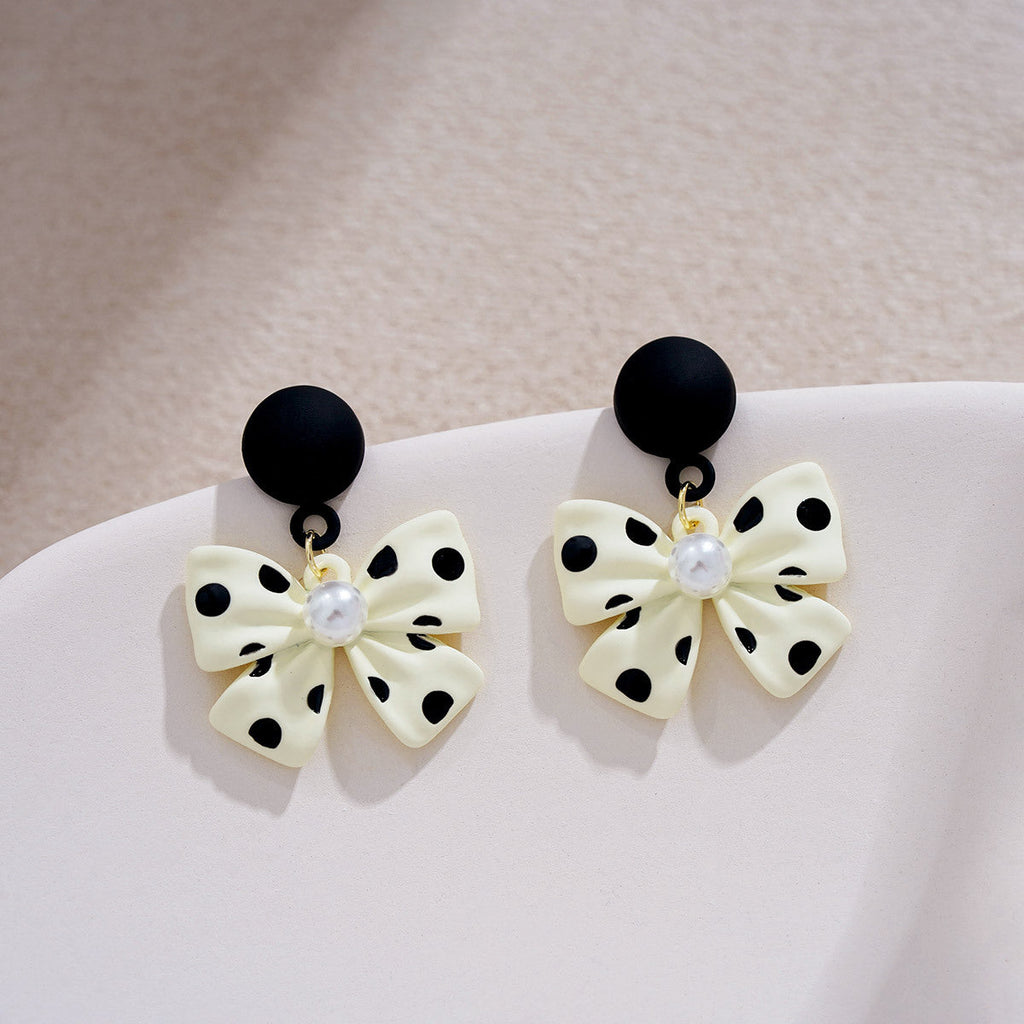 Vintage Handmade Earring