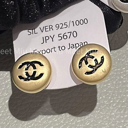 Elegant Earring for Every Occasion