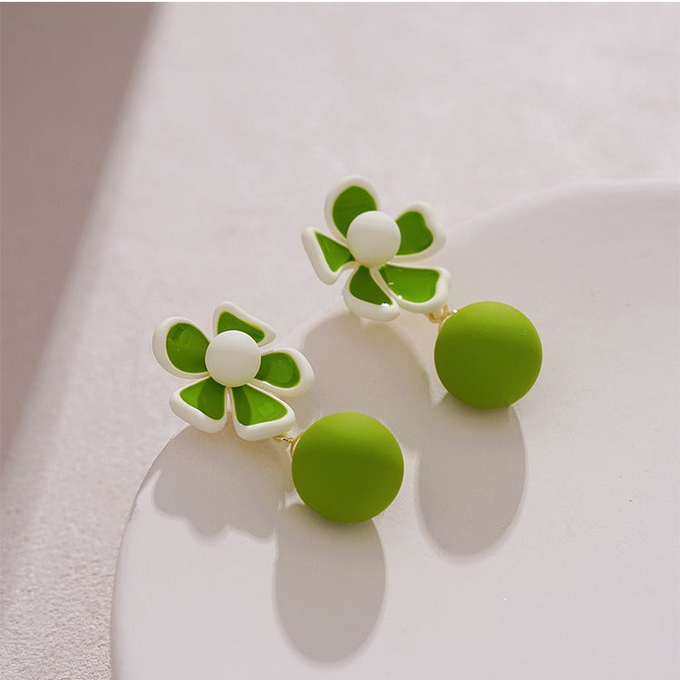 Beautiful Earring with Unique Style