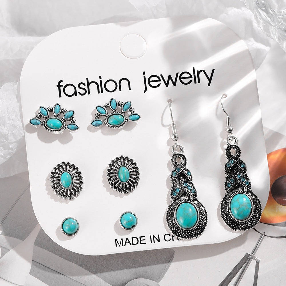 Beautiful Set with Unique Style